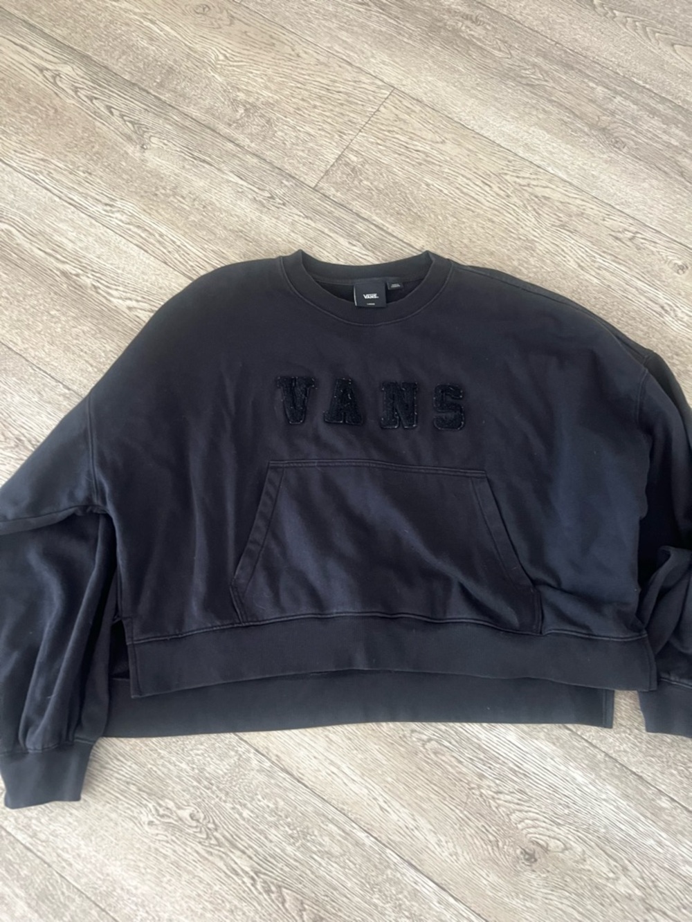 Women’s cropped Vans sweatshirt